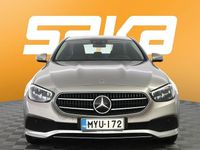 Käytetty Mercedes E300 Avantgarde 306 HP (225 kW) 2021 Sedan
