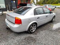 käytetty Opel Vectra 1,8 16V Comfort 4d