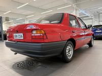 Käytetty Ford Escort 71 HP (52 kW) 1994 Punainen Sedan