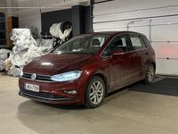 Käytetty VW Golf Sportsvan Highline 131 HP (96 kW) 2018 Tila-auto
