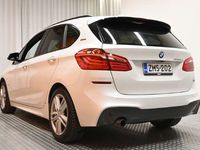 käytetty BMW 225 Active Tourer F45 225xe A Business M-Sport Tulossa / HUD / Kamera / Blow-By Heater / Sporttipenkit