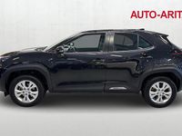 Käytetty Toyota Yaris Cross Active 116 HP (85 kW) 2023 Musta Katumaasturi