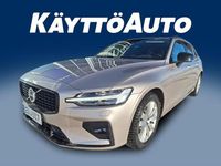 Käytetty Volvo V60 Business Edition 163 HP (119 kW) 2022 Farmari