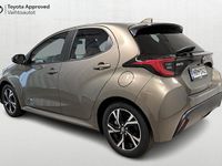 Käytetty Toyota Yaris Hybrid Edition 116 HP (85 kW) 2025 Ruskea Viistoperä