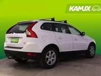 Käytetty Volvo XC60 Momentum 163 HP (119 kW) 2013 Valkoinen Katumaasturi
