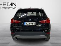 Käytetty BMW X1 140 HP (102 kW) 2018 Musta Katumaasturi