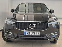 Käytetty Volvo XC60 Momentum 320 HP (235 kW) 2017 Musta Katumaasturi
