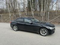 käytetty BMW 316 316 F30 Sedan i TwinPower Turbo A Business ** Koukku / Lohkolämmitin / Atm. Ilmastointi / Xenon / 2xRenkaat vanteilla **