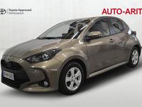 Käytetty Toyota Yaris Hybrid Active 116 HP (85 kW) 2023 Viistoperä