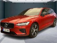 Käytetty Volvo V60 R-Design 456 HP (335 kW) 2022 Met. punainen Farmari