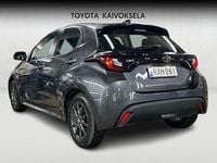 Käytetty Toyota Yaris 114 HP (83 kW) 2025 Harmaa Viistoperä