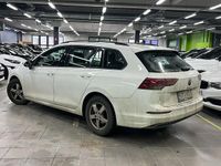 Käytetty VW Golf VIII Comfortline 110 HP (80 kW) 2021 Valkoinen Farmari