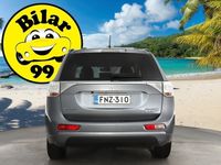 käytetty Mitsubishi Outlander P-HEV Instyle 4WD 5P * Rockford / KeylessGo / Rattivaihteet / Kamera / Puolinahka istuimet * - *OSTA NYT, MAKSA KESÄKUUSSA!* -