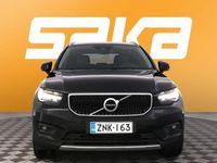 Käytetty Volvo XC40 Business Edition 150 HP (110 kW) 2020 Katumaasturi