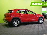 Käytetty Mercedes GLA200 Business 136 HP (100 kW) 2015 Punainen Katumaasturi