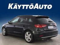 Käytetty Audi A3 Sportback Advanced 150 HP (110 kW) 2018 Musta Viistoperä