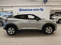 Käytetty Nissan Juke N-Connecta 114 HP (83 kW) 2024 Hopea Katumaasturi