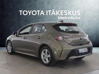 Käytetty Toyota Corolla Active 122 HP (89 kW) 2020 Ruskea (beige) Viistoperä