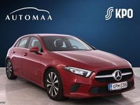 Käytetty Mercedes A200 Business 150 HP (110 kW) 2021 Punainen Viistoperä