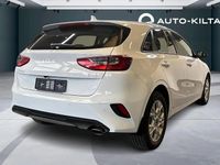 Uusi Kia Ceed Comfort 2025 Valkoinen Viistoperä