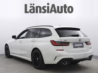 käytetty BMW 330e 330 G21 TouringxDrive Business M Sport HUD / Sähköpenkit / Langaton lataus / Laservalot /