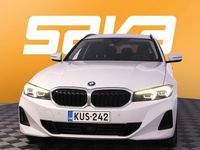 Käytetty BMW 330e Shadowline 292 HP (214 kW) 2023 Farmari