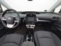 käytetty Toyota Prius 1.8 Hybrid | HUD | Kaistavahti | P.Kamera | Vakionopeudensäädin |
