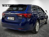 käytetty Toyota Avensis 1,8 Valvematic Active Touring Sports Multidrive S - Huoltokirja, Peruutuskamera, Moottorilämmitin ja sisäpistoke, Bluetooth