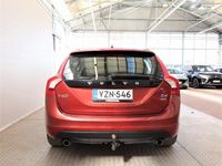 käytetty Volvo V60 D4 AWD Momentum aut - Navi, Koukku, Tutkat