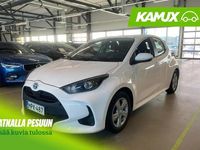 Käytetty Toyota Yaris Hybrid Active 116 HP (85 kW) 2024 Valkoinen Sedan