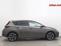 Käytetty Toyota Auris Hybrid Active 99 HP (72 kW) 2017 Harmaa Viistoperä