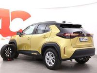 Käytetty Toyota Yaris Cross Plus 116 HP (85 kW) 2024 Brass gold/black (2v Katumaasturi