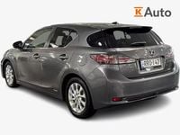 Käytetty Lexus CT200h Executive Line 99 HP (72 kW) 2014 Harmaa Viistoperä