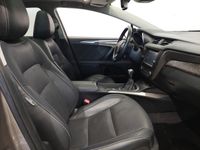 käytetty Toyota Avensis Touring Sports 1,6 D-4D Premium Business // Webasto // Täyd.huoltokirja