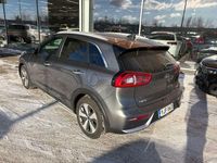 Käytetty Kia Niro EX 105 HP (77 kW) 2016 Harmaa Katumaasturi
