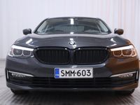 käytetty BMW 520 G30 Sedan A xDrive Business Comfort ** Suomi-auto / Dakota nahat / Digimittaristo / P-Kamera / Vakkari / Ratinlämmitin **