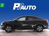 Käytetty Citroën e-C4 Shine 100 kW (136 HP) 2023 Sedan