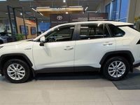 Käytetty Toyota RAV4 Active 176 HP (129 kW) 2021 Valkoinen Katumaasturi