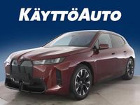 Uusi BMW iX Comfort Edition 400 kW (544 HP) 2026 Aventurine red iii Katumaasturi