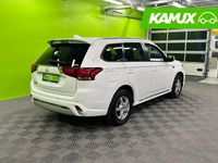 Käytetty Mitsubishi Outlander P-HEV Intense 135 HP (99 kW) 2020 Valkoinen Farmari