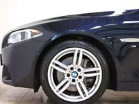 käytetty BMW 530 530 F11 Touring d xDrive M-Sport / Adapt. vakkari / HUD / Pa-lämmitin / Panorama / Navi / Koukku / /