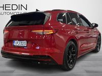 Käytetty Skoda Enyaq iV SportLine 194 kW (265 HP) 2022 Punainen Katumaasturi