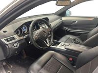 Käytetty Mercedes E200 Business 134 HP (98 kW) 2015 Musta Sedan