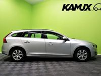 käytetty Volvo V60 D3 Momentum aut / Pa-lämmitin / Koukku / VOC / Digimittaristo / Vakkari /