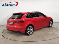 Käytetty Audi A3 Sportback e-tron Design 150 HP (110 kW) 2016 Punainen Viistoperä