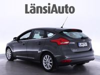 käytetty Ford Focus 1,0 EcoBoost 125 hv Start/Stop M6 Titanium 5-ovinen ** Pysäköinti tutkat / Lohko+ Sisäpistoke / Vakkari / Lämmitetty tuulilasi ** **** LänsiAuto Safe -sopimus esim. alle 25 €/kk tai 590 € ****