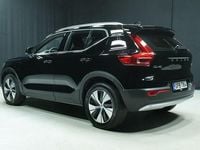 Käytetty Volvo XC40 Core 211 HP (155 kW) 2023 Musta Katumaasturi