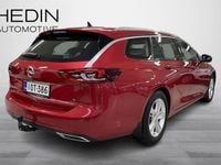 Käytetty Opel Insignia Innovation 174 HP (127 kW) 2022 Punainen Farmari