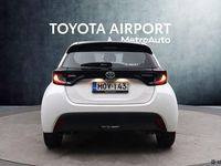 Käytetty Toyota Yaris Active 114 HP (83 kW) 2022 Valkoinen Viistoperä
