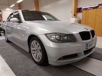 käytetty BMW 325 i 218hv Manuaali